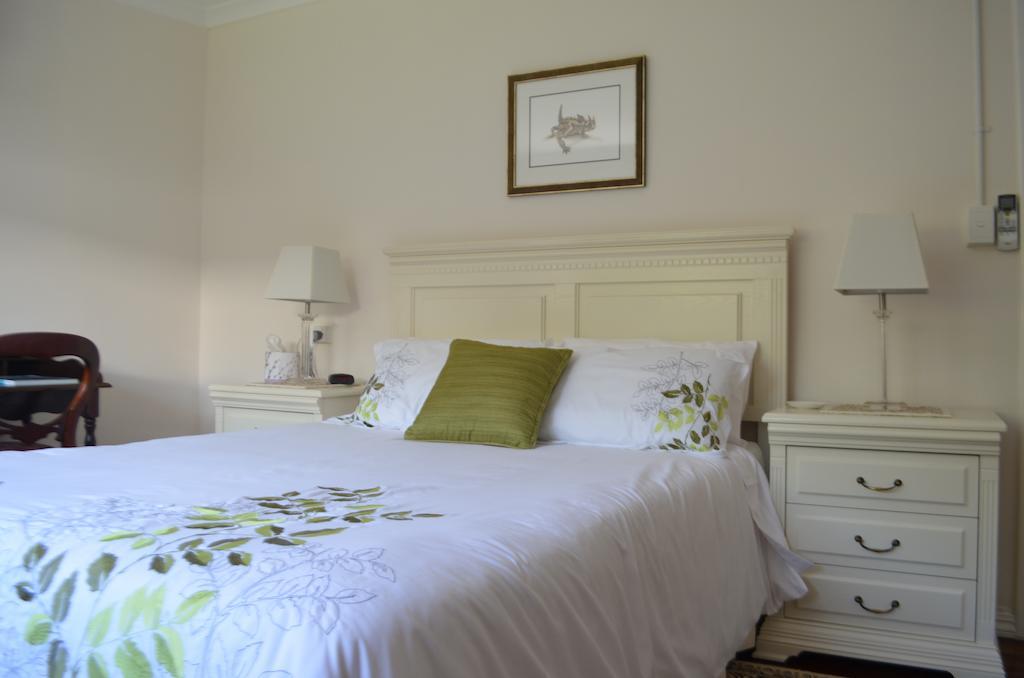 Dunmoylen House Bed and Breakfast Όλμπανι Δωμάτιο φωτογραφία