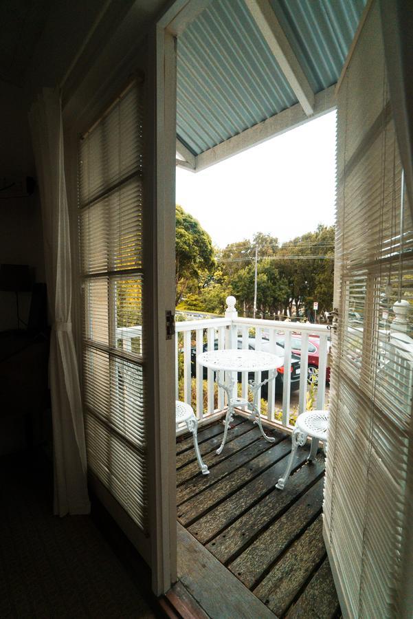 Dunmoylen House Bed and Breakfast Όλμπανι Εξωτερικό φωτογραφία