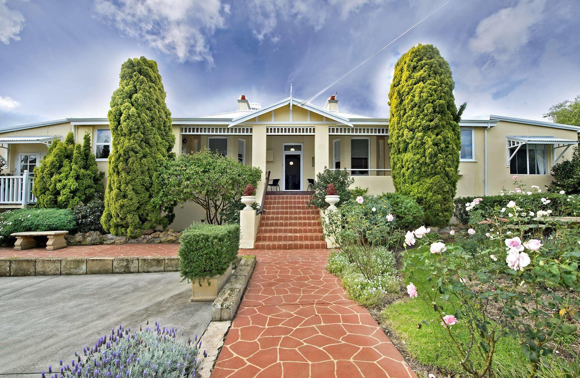 Dunmoylen House Bed and Breakfast Όλμπανι Εξωτερικό φωτογραφία